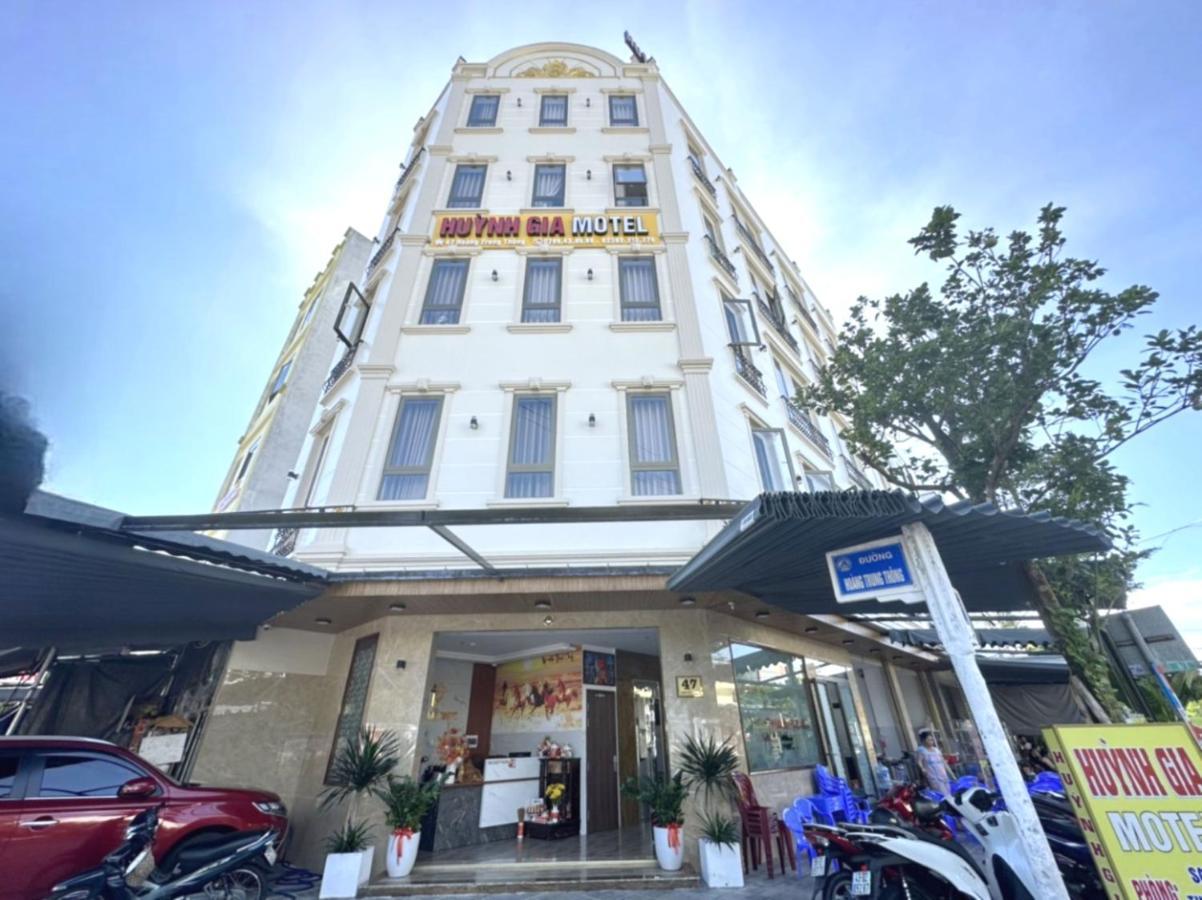 Oyo 1193 Huynh Gia Hotel Дананг Экстерьер фото