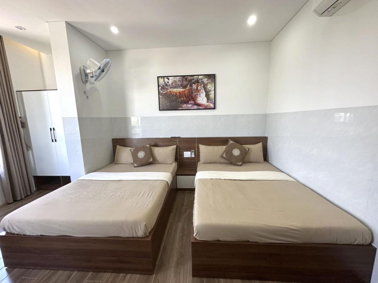 Oyo 1193 Huynh Gia Hotel Дананг Экстерьер фото